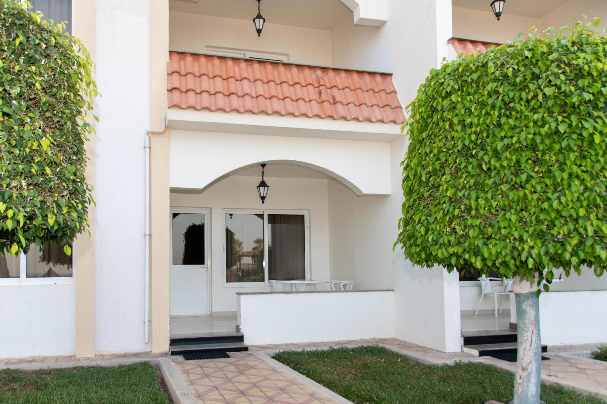 Sandy Beach Hotel & Resort Al Aqah Exterior foto