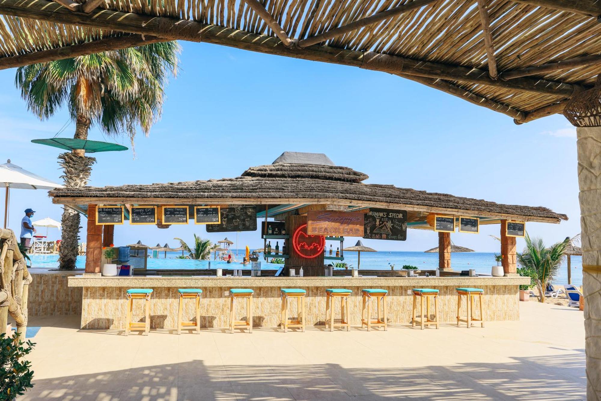 Sandy Beach Hotel & Resort Al Aqah Exterior foto