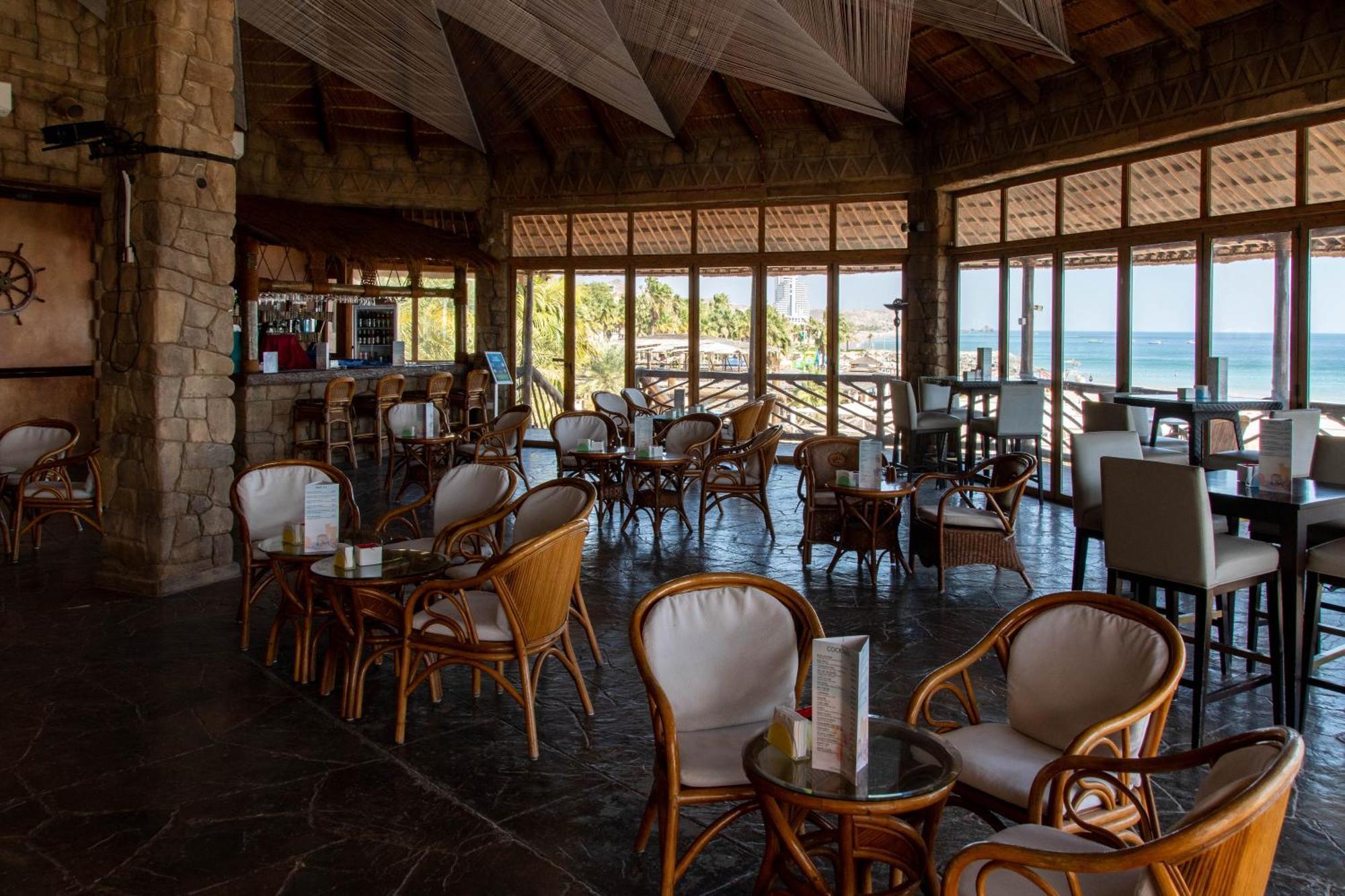 Sandy Beach Hotel & Resort Al Aqah Exterior foto